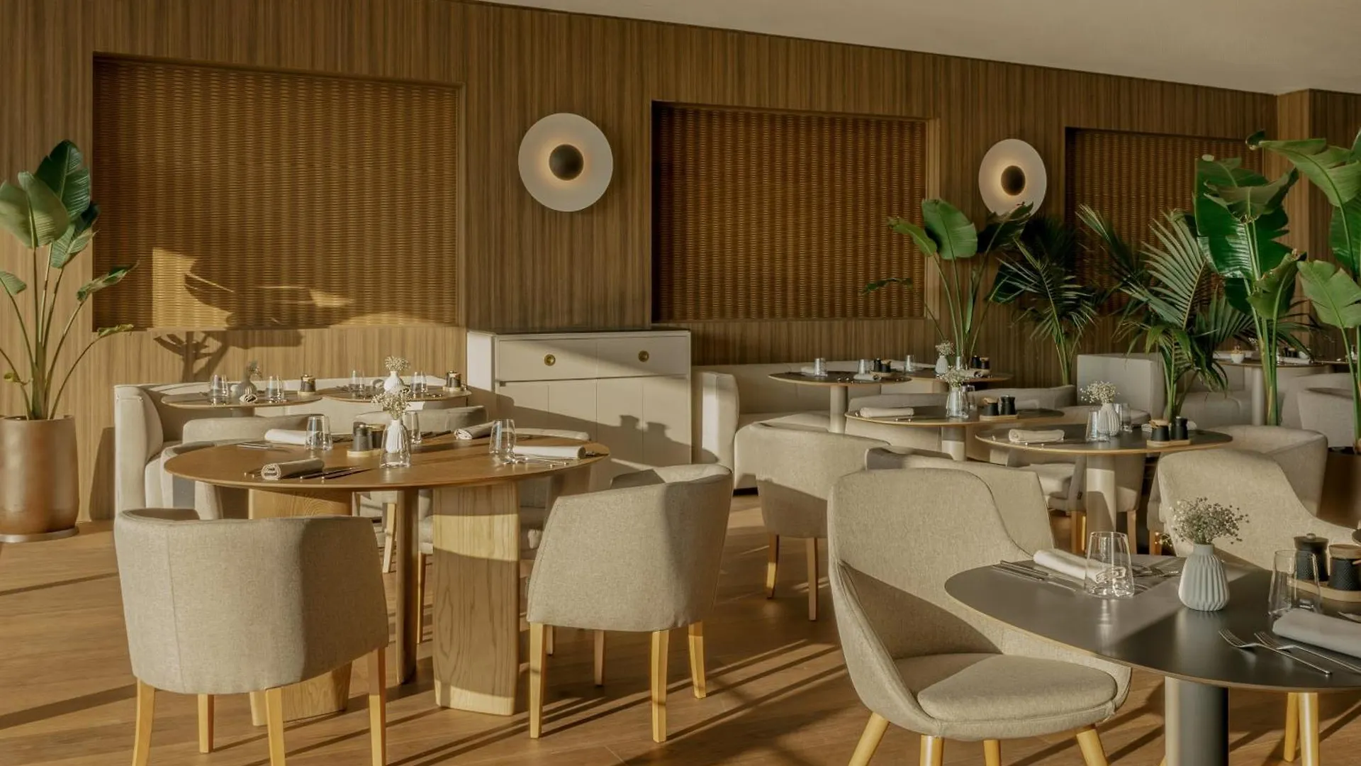 Torre Melina, A Gran Melia Hotel Barcelona 5*,  Espanha