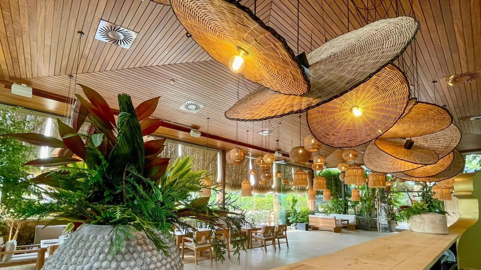 Torre Melina, A Gran Melia Hotel Βαρκελώνη 5*,